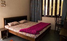 Ishan Paying Guest House